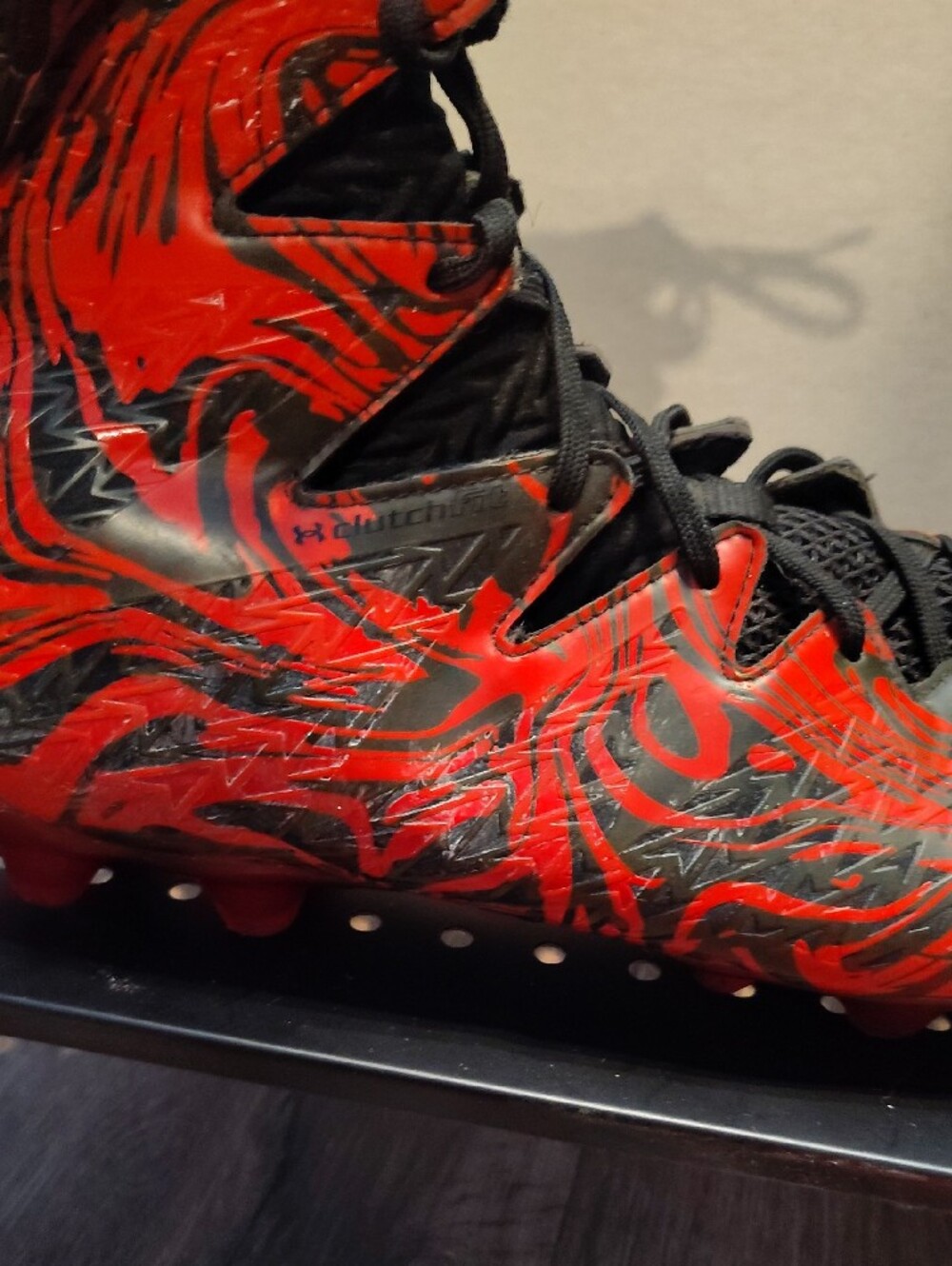 Under Armour Red and Black Athletic Cleats - Picture 4 of 6